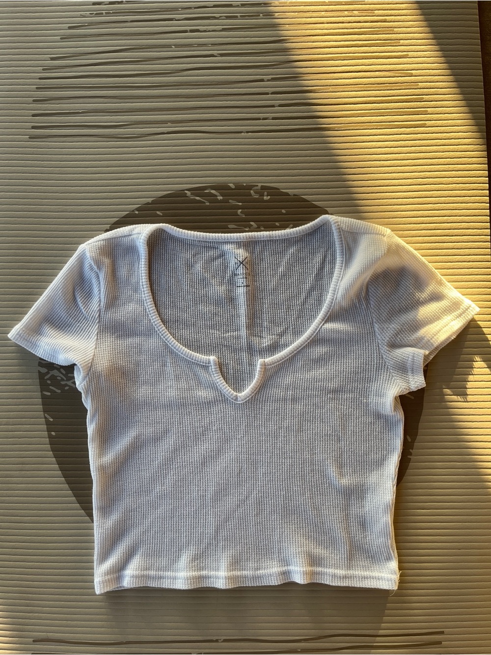 PacSun White Ribbed Notch-Neck Crop Top
